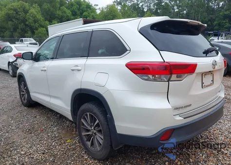 2018 Toyota Highlander Se/Xle from USA, damaged, VIN 5TDJZRFH0JS890820
